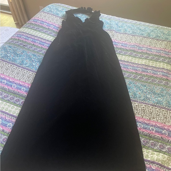 Vintage Neusteters Designer Black Velvet Halter Ruffle Maxi Dress Gown Size 9 - Picture 2 of 5